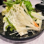 生つくねと秘伝しゃぶしゃぶ 田 - 