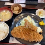 とんかつ とん吉 - 