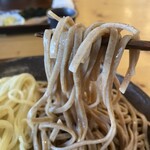 Ramen FeeL - 外側の実を多く使った麺