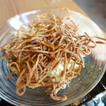 Nihachi Soba Shouan - 揚げ蕎麦サラダ