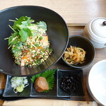 cafe KOMON 湖紋 - 