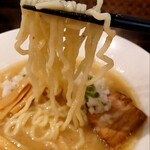 Menya Kotobuki - 腰があり喉越し良い太麺