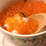 ラボラトリー - いくら丼（特盛）