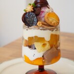 ハナツムリ - 【2023.10】秋のモンブランパフェ(税込1,100円)