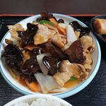 台湾料理 福祥居 - きくらげと豚肉炒め定食