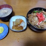 Iwahashi - 豚丼