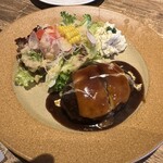 究極のハンバーグと窯焼きピザ trinity&夙川桜庵 - 究極ハンバーグにチーズトッピング