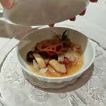 ラ・ロシェル - 函館から～北寄貝とずわい蟹、鮑、松茸のナージュ