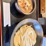 美の庵 - 肉つけ汁うどん