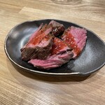 肉山 - 