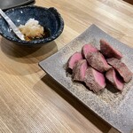 肉山 - 