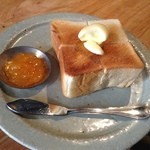 サーカス - バタートースト