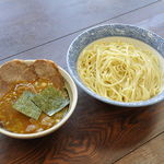 大門 - 料理写真:大門つけ麺チャーシュー入り