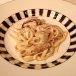 リストランテ・マッサ - 椎茸を練り込んだバベッテをポルチーニで