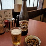 春駒食堂 - 暑いときだったのでビールがしみます!