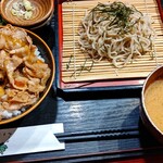 Wasabi Izakaya Anagura - 豚丼定食