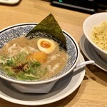 丸源ラーメン - 見た目にも綺麗