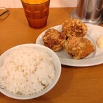 極濃タンメン イチラク - 唐揚げセットご飯大盛り