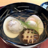 日本料理 八千代 - 蛤の潮汁