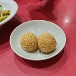 北京飯店 - 胡麻団子