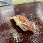 Sushi Chuu - あじ