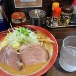 味噌らーめん くまおやじ - 