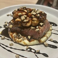 完全個室焼肉 GYU CHIBA - ヒレステーキとフォアグラのロッシーニ