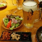 Sakanayakio - 三種の酒のアテとサラダ