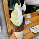 浜松 ソフトクリームスタンド & - 料理写真: