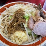 ラーメン タロー 五反田の陣 - 小ラーメン　削り節にんにく