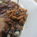 くじら食堂 - 本日限定　トリパイタンマー油　薬味　フライドオニオン焦がし風