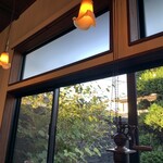 カフェ・アダチ - 雰囲気良い