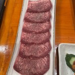 焼肉食べ飲み放題と特選和牛 牛園 - 