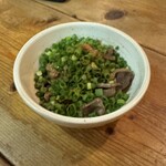 広島風お好み焼き かっちゃん - 鶏皮と砂ぎものポン酢和え 350円