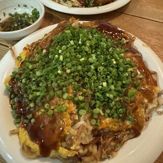 広島風お好み焼き かっちゃん - 料理写真:うどんダブル 900円