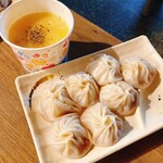 梁山泊小籠湯包 - 