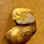 サ・マーシュ - ハートのチーズパン 小