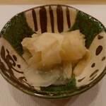 鮨あら井 - ガリ