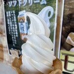 佐久平パーキングエリア(下り) ソフト＆カフェ - ジャージ牛乳ソフトクリーム
