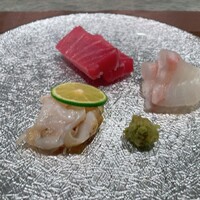 鮨 加喜田 - 大間のまぐろ+平貝+石垣鯛