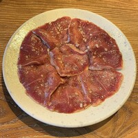 炭火焼肉ホルモン うしごろ 中目黒店 - 
