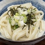 純手打 うどん 勝一 - 不揃いな太さの素朴なうどん