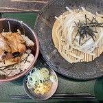 十勝山賊うどん本舗 - 料理写真:ミニ山賊丼セット