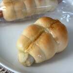 メジロパン - ちくわポテサラロール