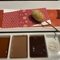 銀座 六覺燈 神楽坂店 - 枝豆のコロッケ