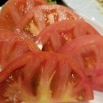 ろばた仁 - 桃太郎トマトのスライス、甘かったよ‼️