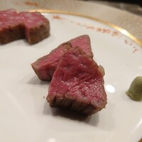 HIKARI - 厳選シャトーブリアンとサーロイン