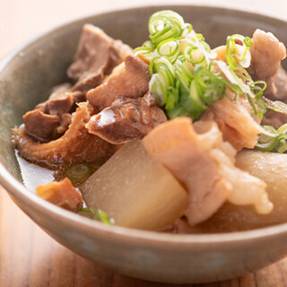 The signature dish ``Motsu stew'' and ``Oden'' made with the soup stock are exquisite!