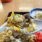 Juhachiban - 這是一道材料豐富、非常美味的炒飯‼︎