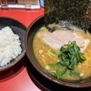 横浜ラーメン 新横家